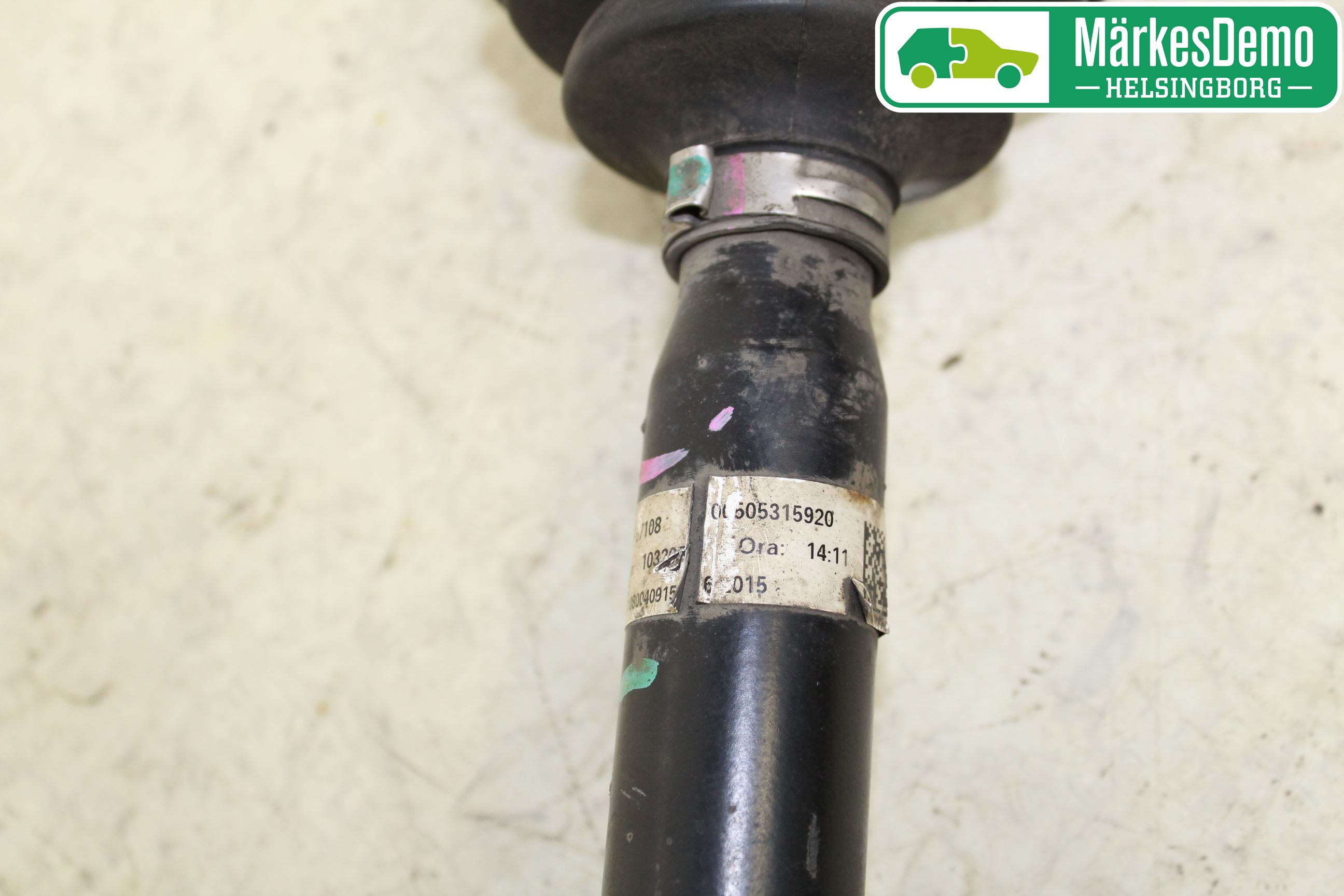 Alfa GIULIETTA Drivaxel Fram Höger