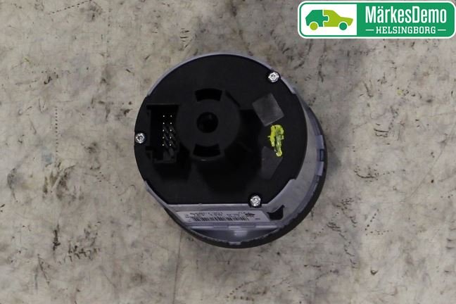 Skoda YETI Strömställare Ljus