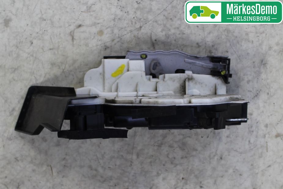 Skoda YETI Centrallåsmotor Vänster