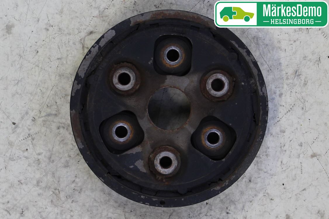 Volkswagen VW TIGUAN 07-16 Mellanaxel Gummiknut