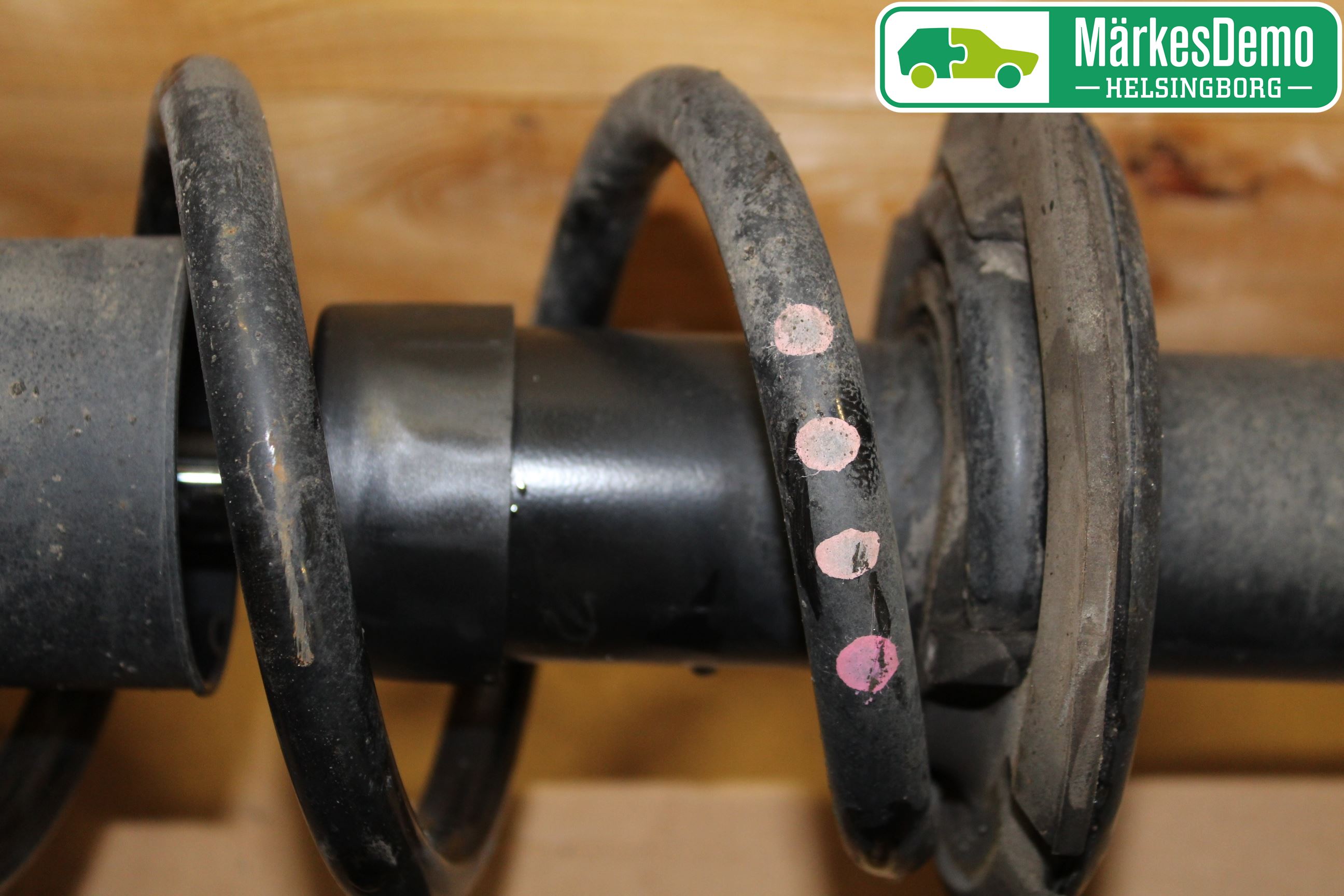 Audi A5 07-16 Fjäderben Fram Höger