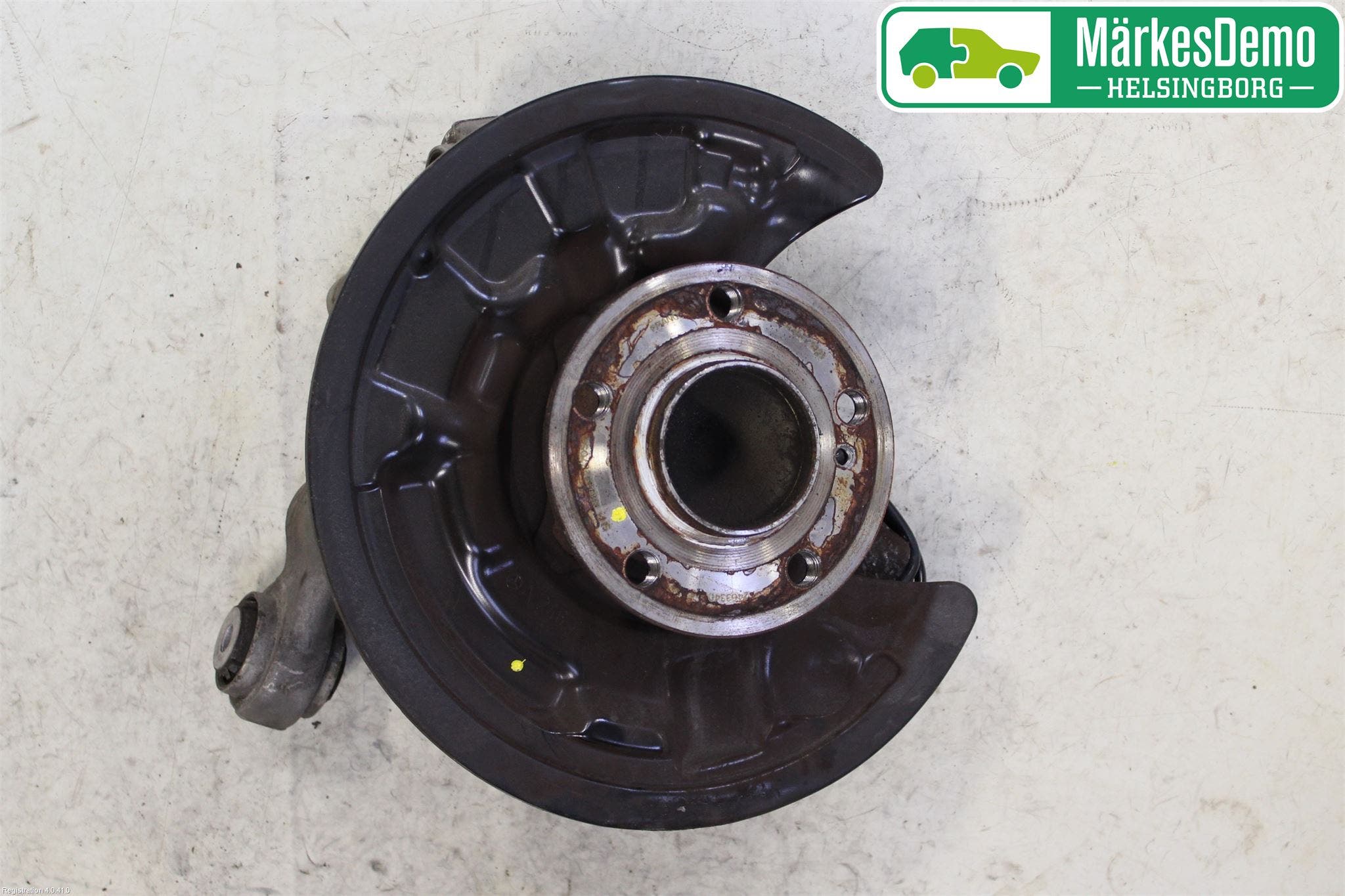 Mercedes-Benz MB A-KLASS (W176) 13-18 Hjullagerhus-Spindel Vä B