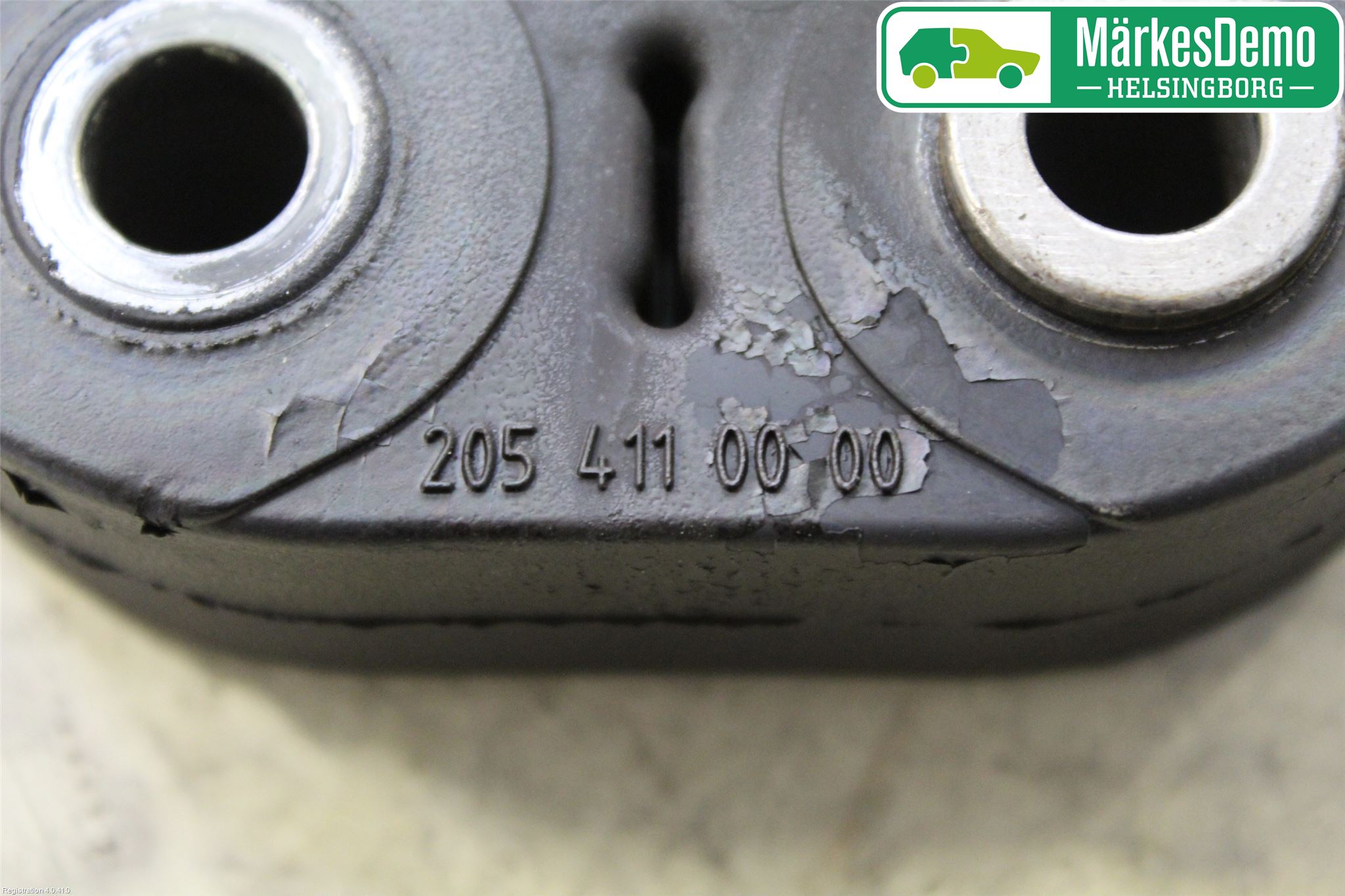 Mercedes-Benz MB E-KLASS (W213) 16-23 Mellanaxel Gummiknut