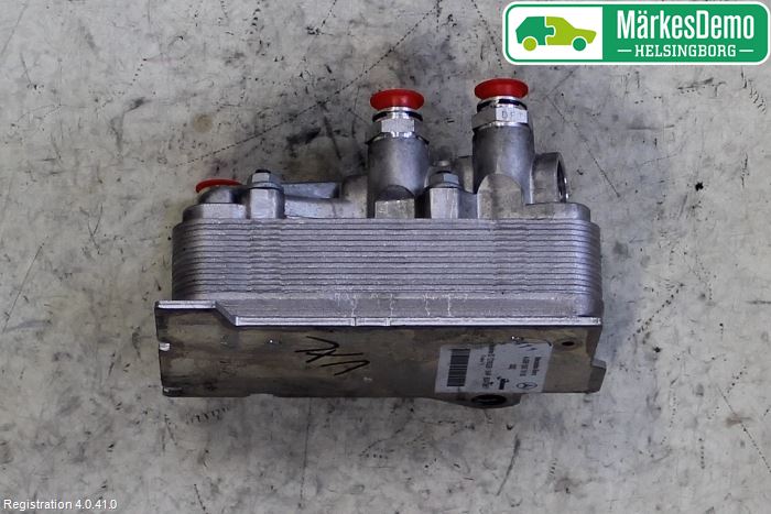 Mercedes-Benz MB E-KLASS (W213) 16-23 Oljekylare Automat