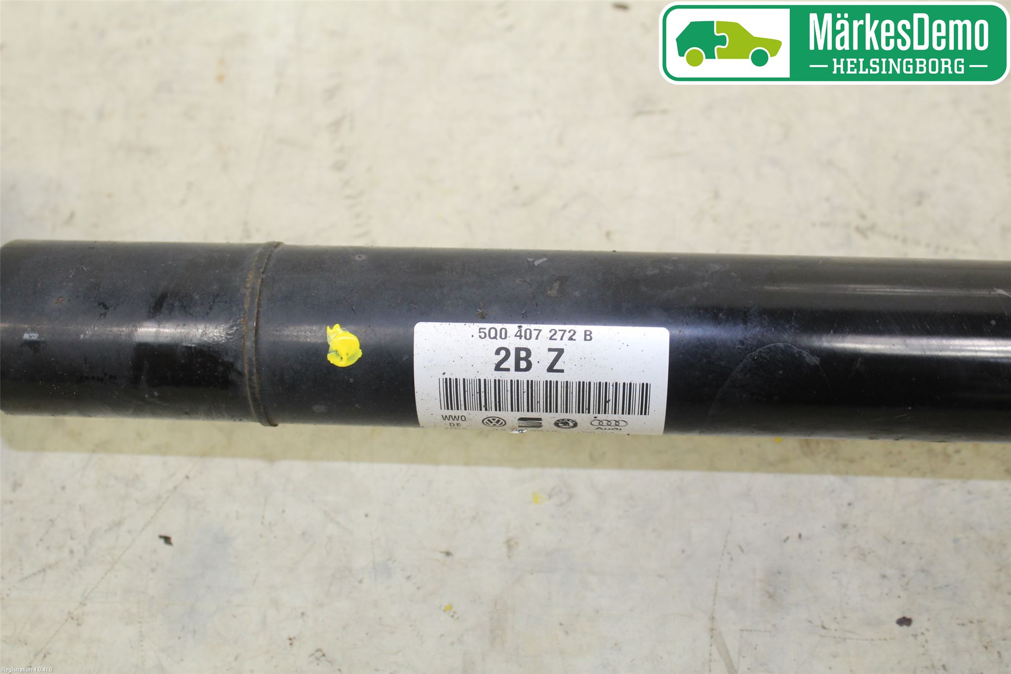 Volkswagen VW CADDY 16-20 Drivaxel Fram Höger