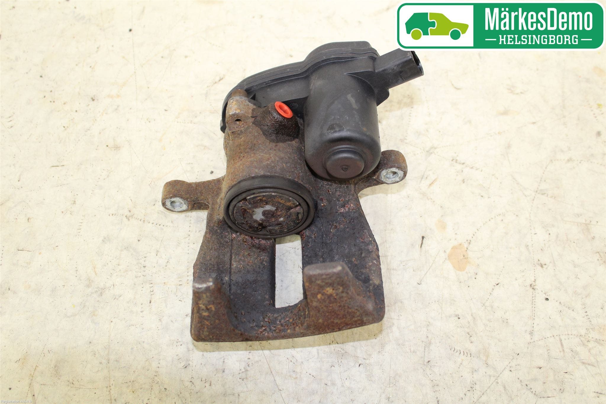 Audi Q5 09-16 Bromsok Bak Höger