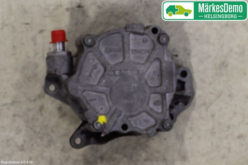 Volkswagen VW PASSAT 11-14 Vakuumpump