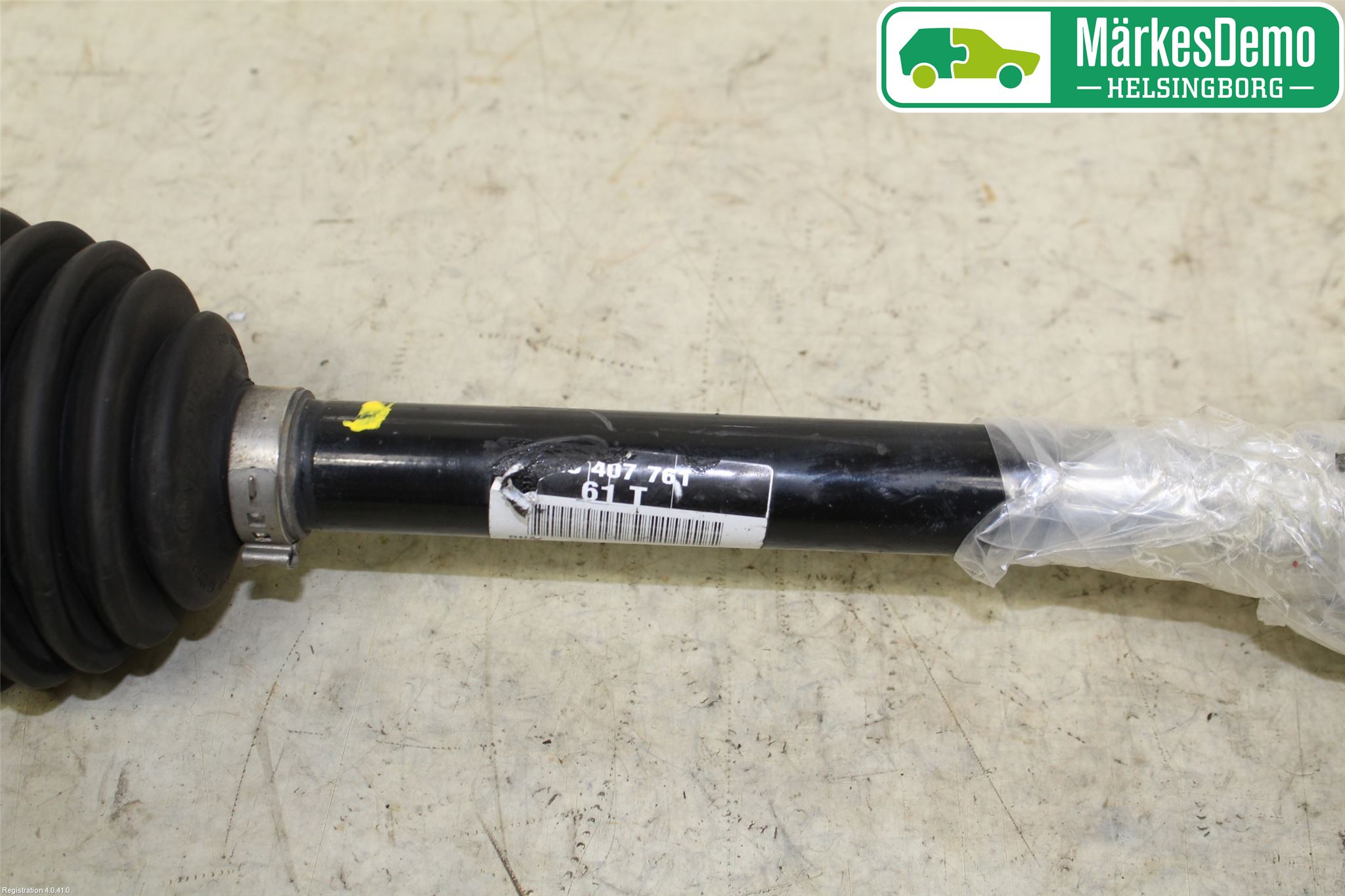 Volkswagen VW POLO 10-17 Drivaxel Fram Vänster