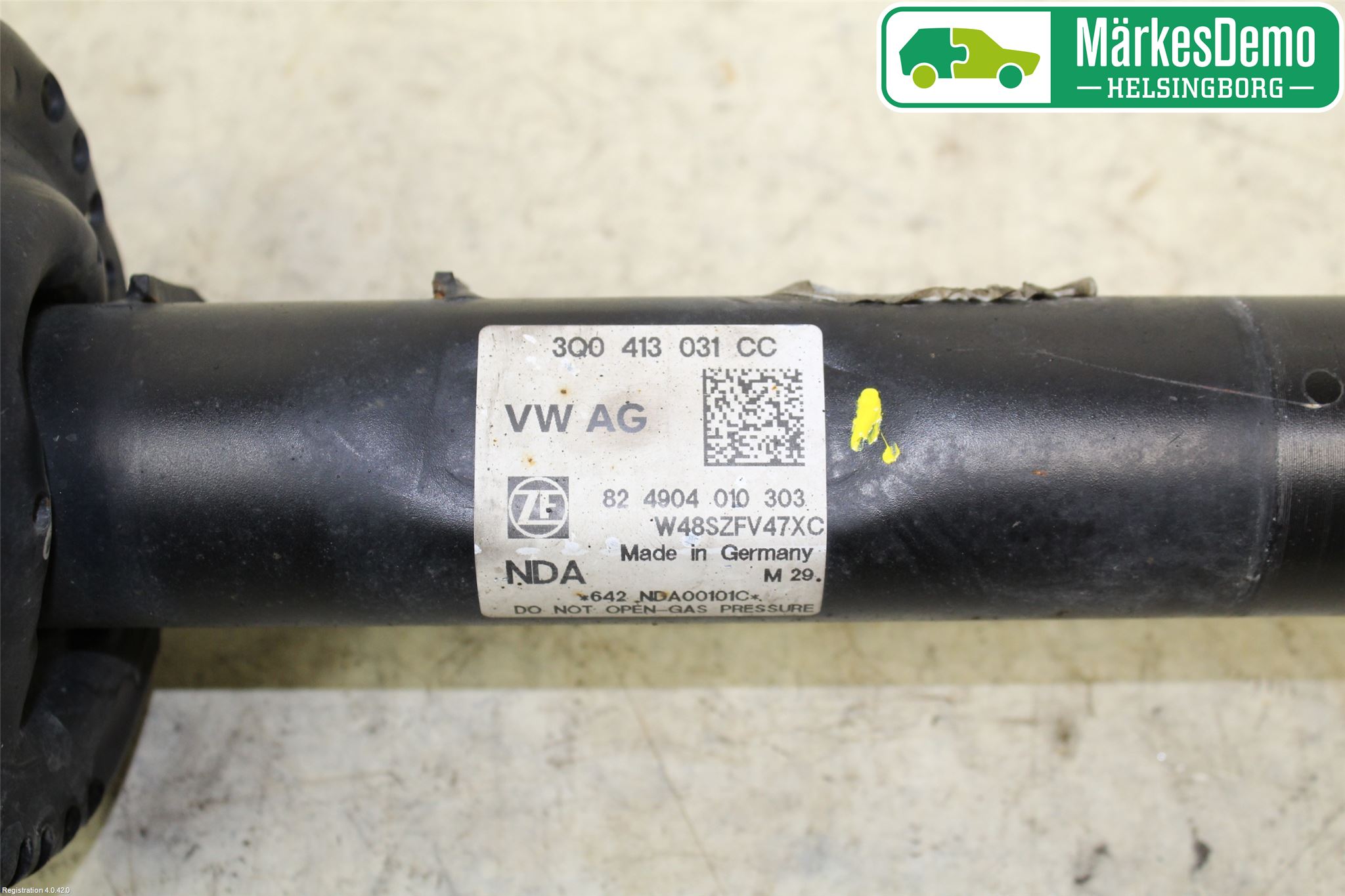 Volkswagen VW PASSAT 15-19 Fjäderben Fram Höger