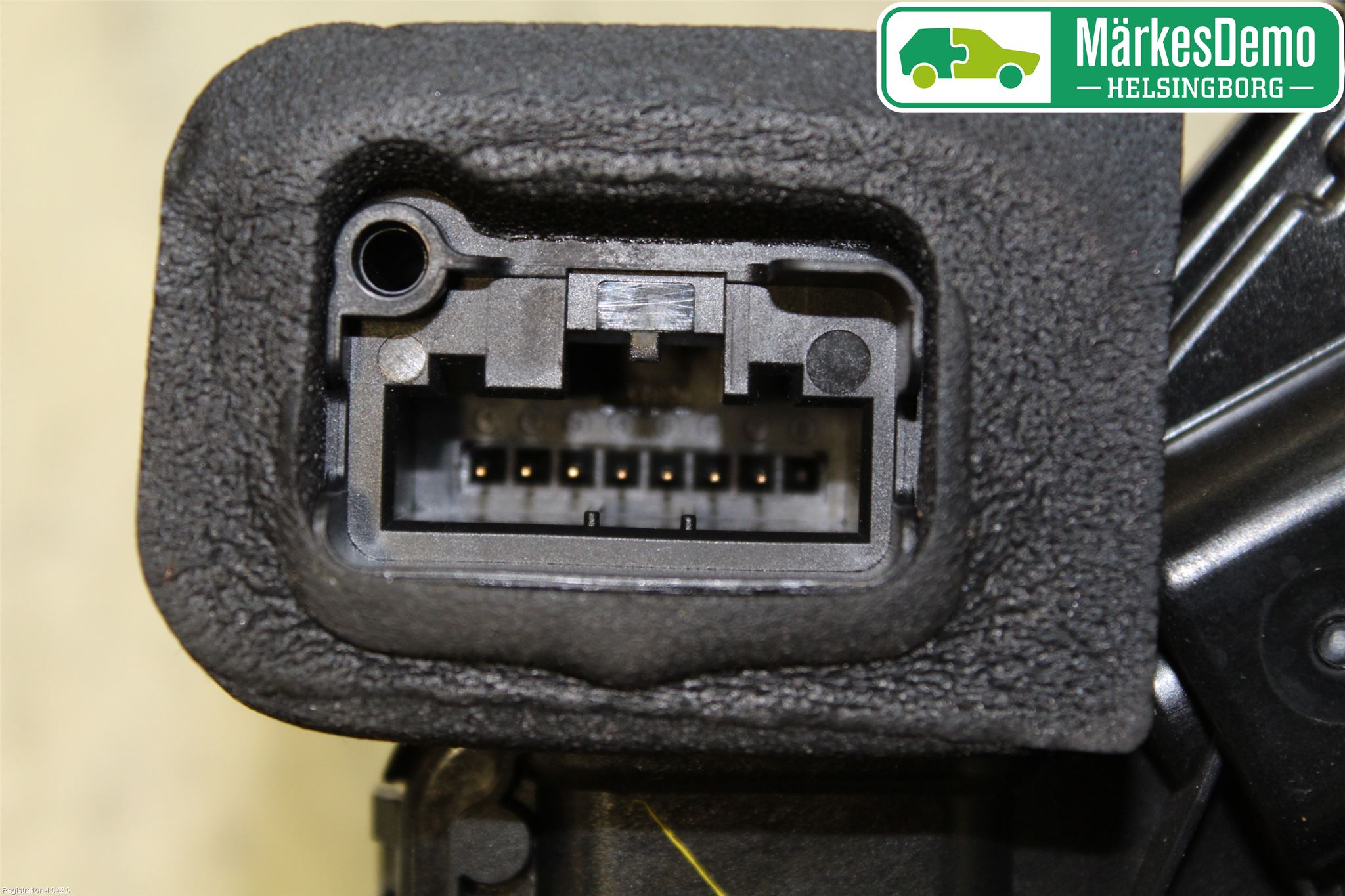 Volkswagen VW PASSAT 15-19 Centrallåsmotor Vänster