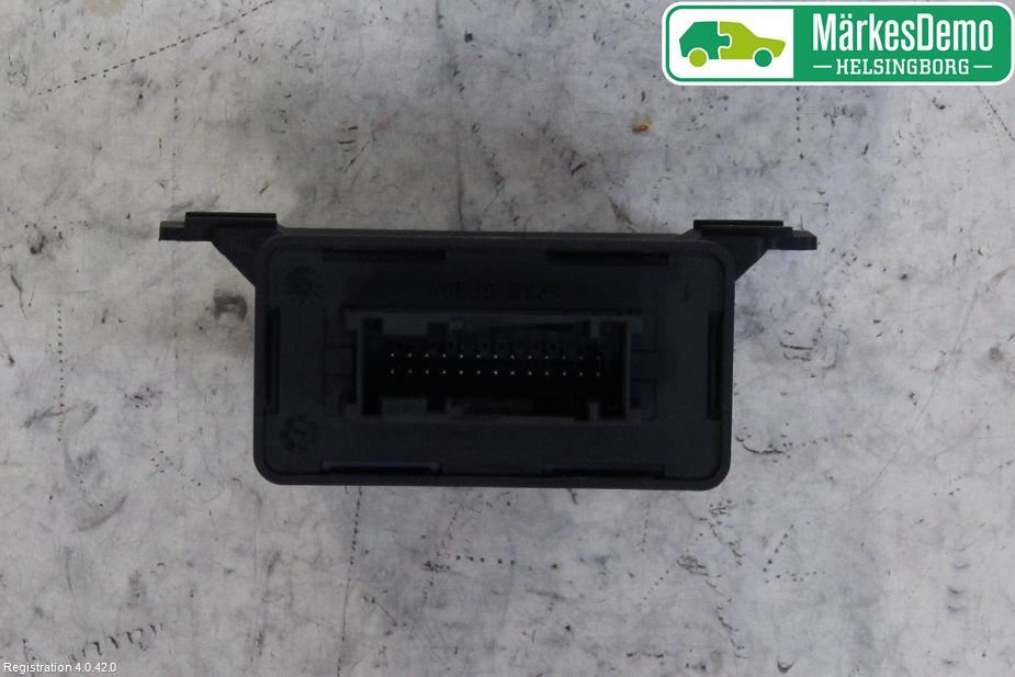 Volkswagen VW PASSAT 15-19 Styrenhet Strålkastare