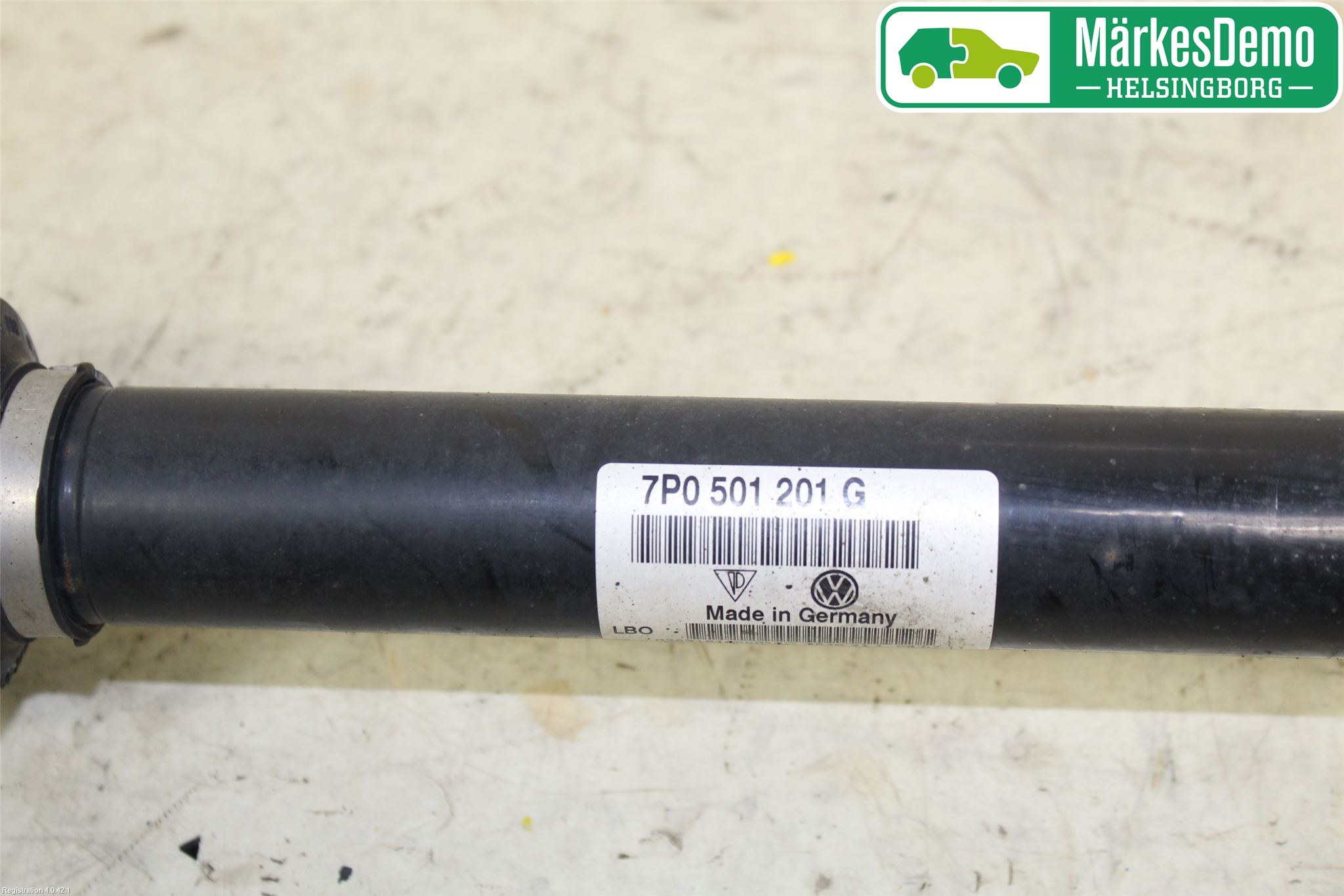Volkswagen VW TOUAREG 7P 11-18 Drivaxel Bak Höger