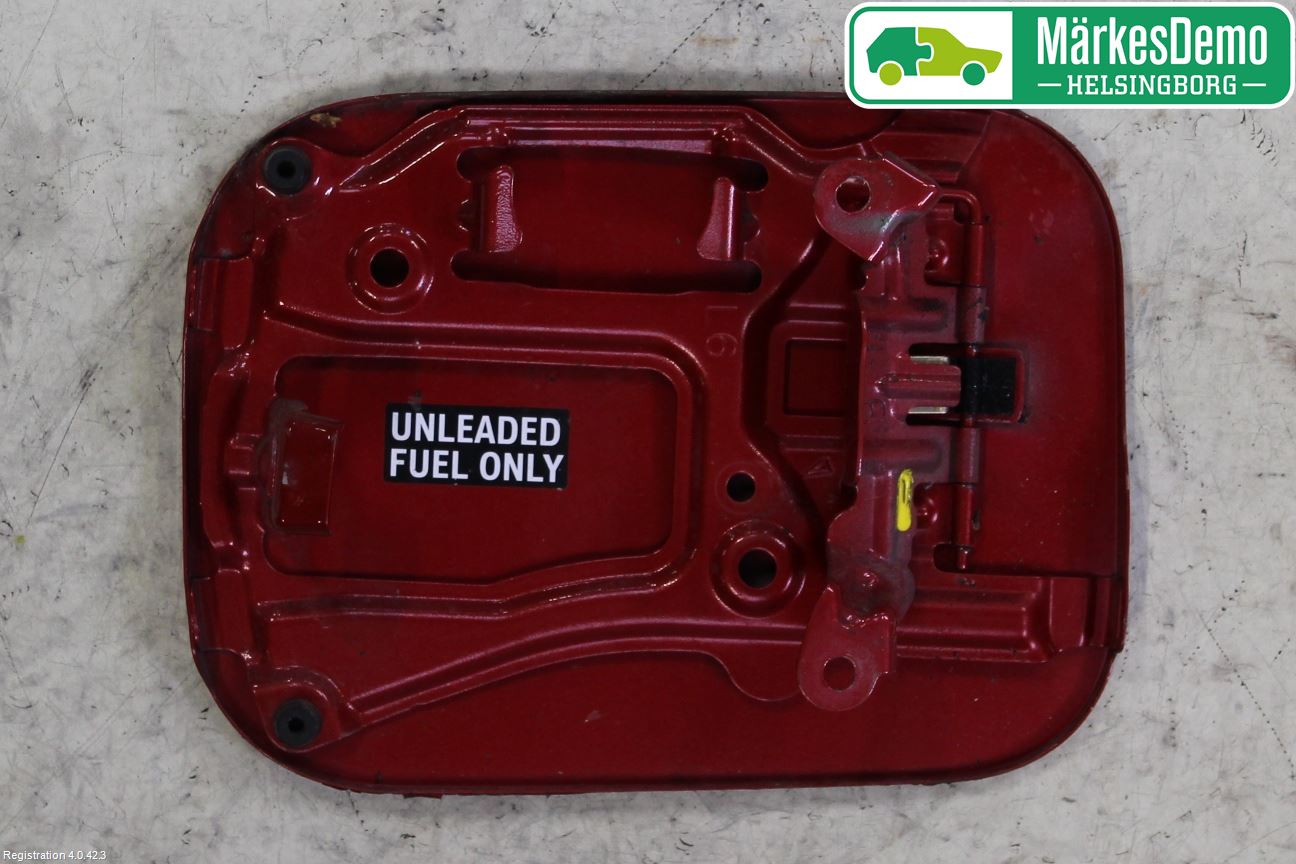 Toyota AVENSIS 09-15 Tanklucka