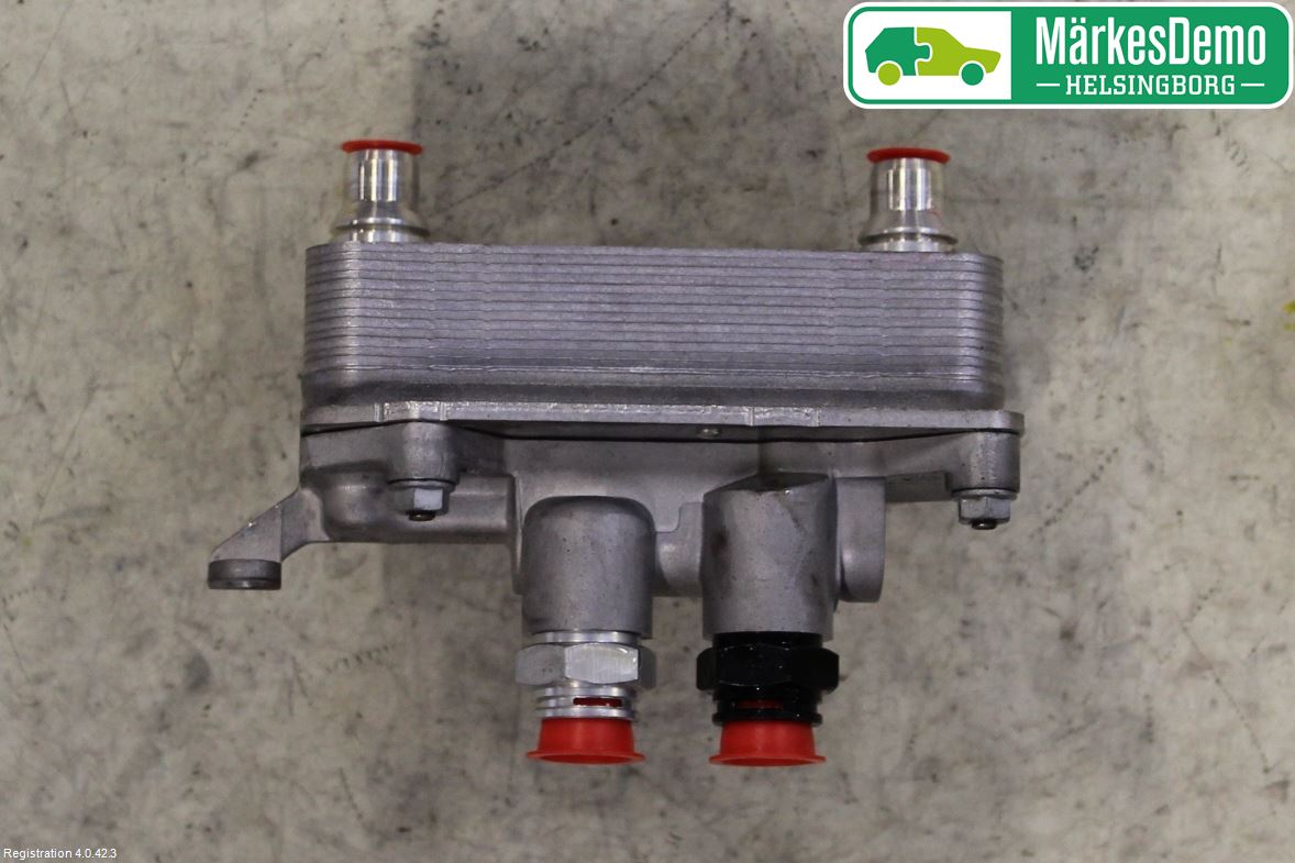 Mercedes-Benz MB E-KLASS (W213) 16-23 Oljekylare Automat