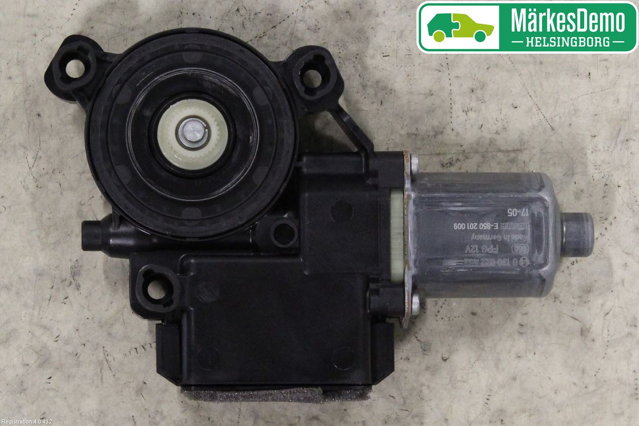 Volkswagen VW TRANSP/CARAVELLE (T6) 16-22 Fönsterhissmotor