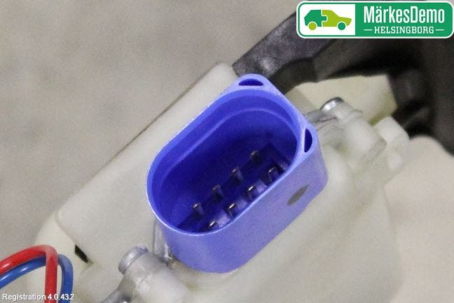 Volkswagen VW TRANSP/CARAVELLE (T6) 16-22 Centrallåsmotor Vänster