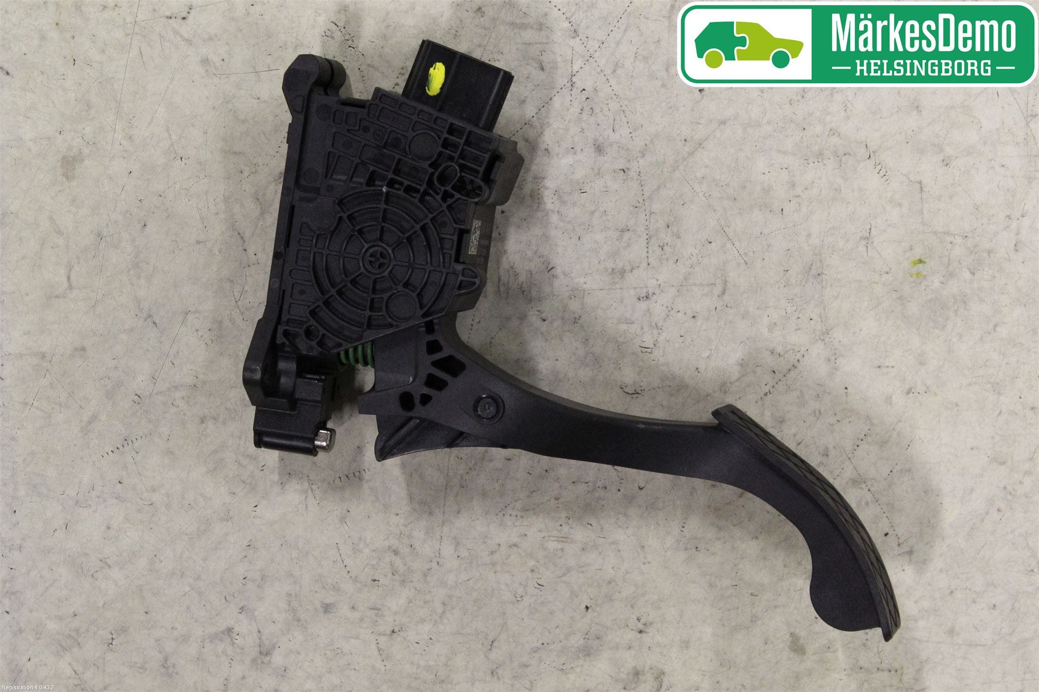 Volkswagen VW POLO VI 18->> Gaspedal