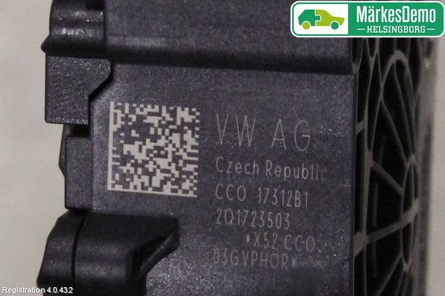 Volkswagen VW POLO VI 18->> Gaspedal