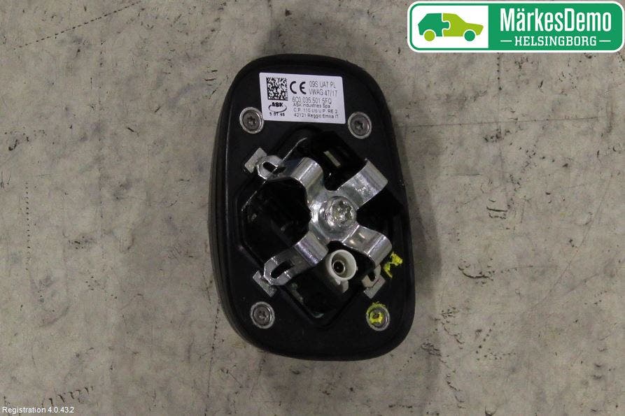 Volkswagen VW POLO VI 18->> Antenn