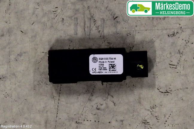 Volkswagen VW POLO VI 18->> Usb Connection