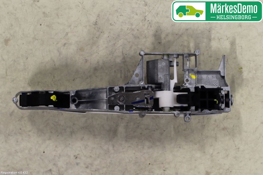 Peugeot PARTNER 16-18 Dörrhandtag Yttre Hö