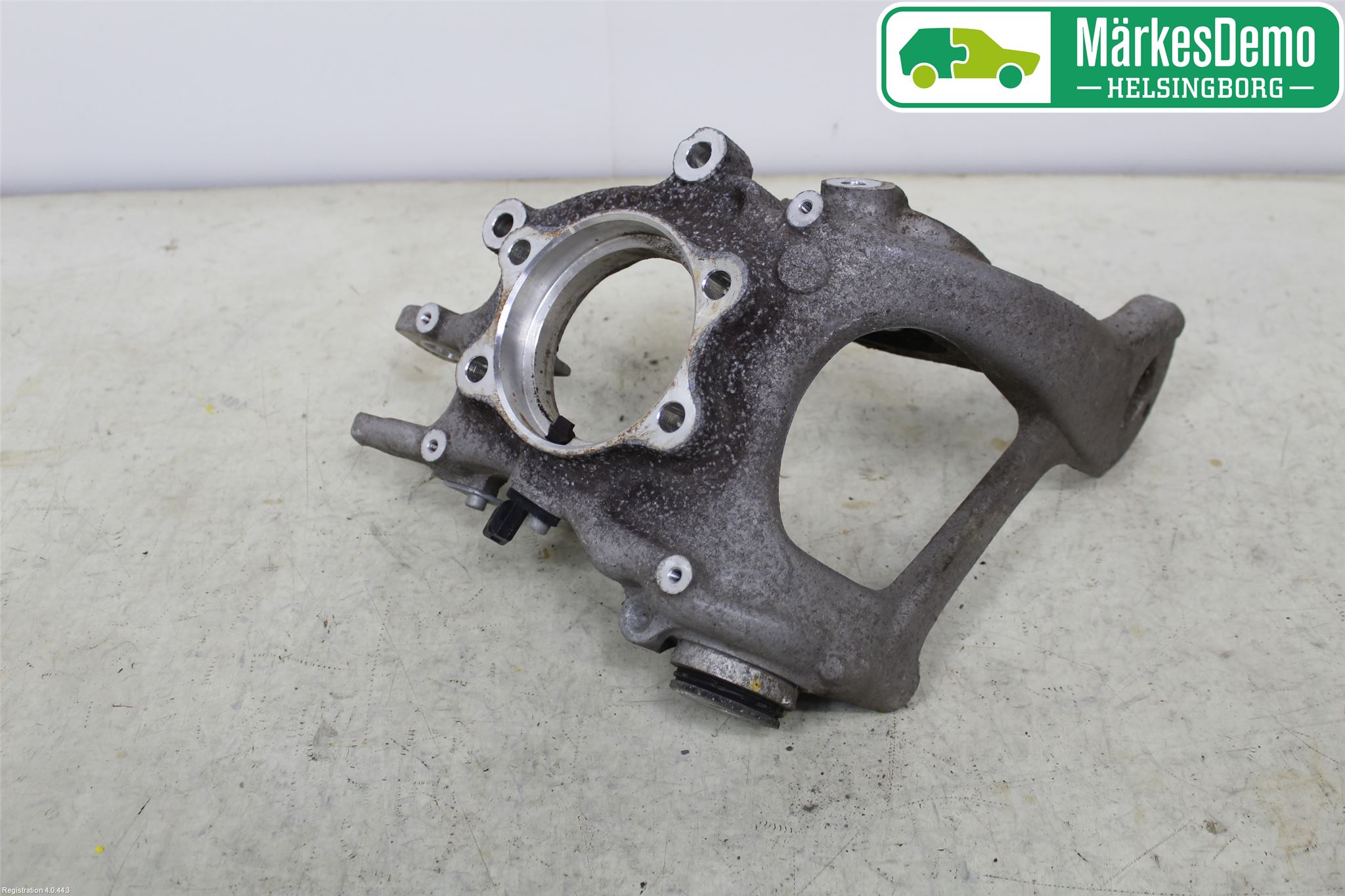 Audi A4 12-15 Hjullagerhus-Spindel Hö B