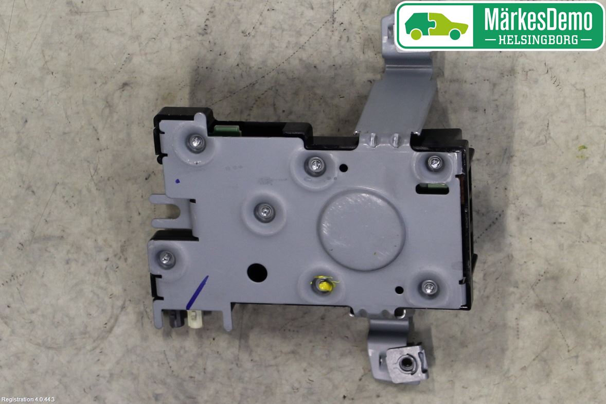 Audi A3/S3 05-13 Antennförstärkare