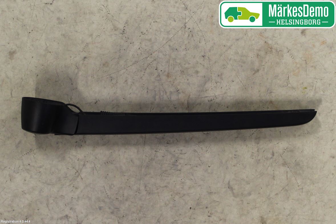 Audi A4/S4 B9 16-19 Torkararm-Bakruta