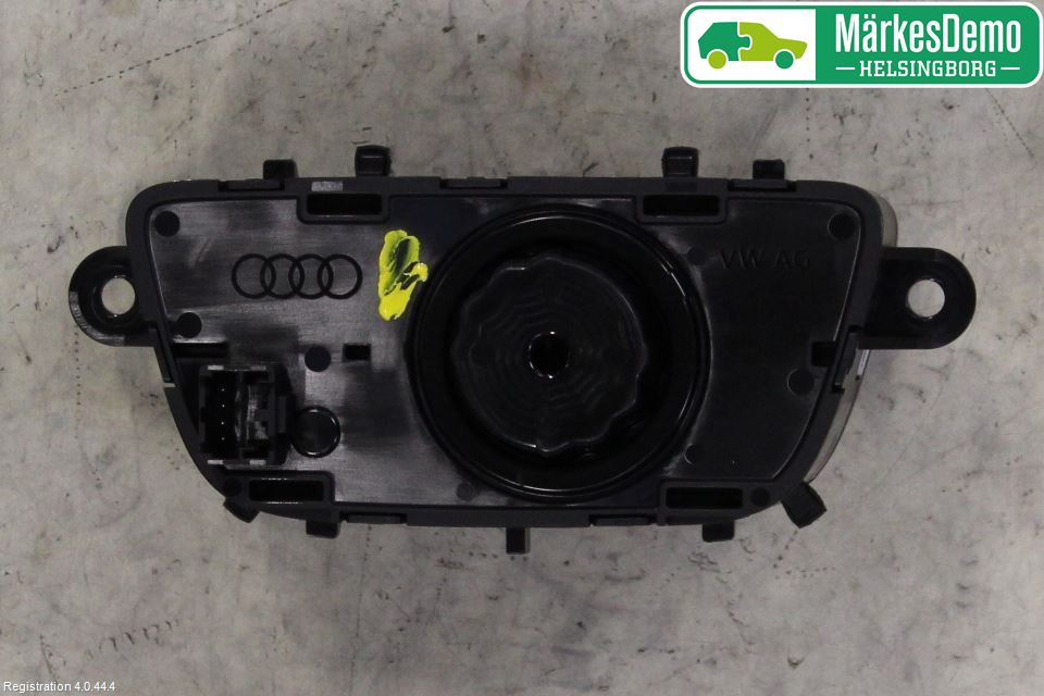 Audi A4/S4 B9 16-19 Strömställare Ljus