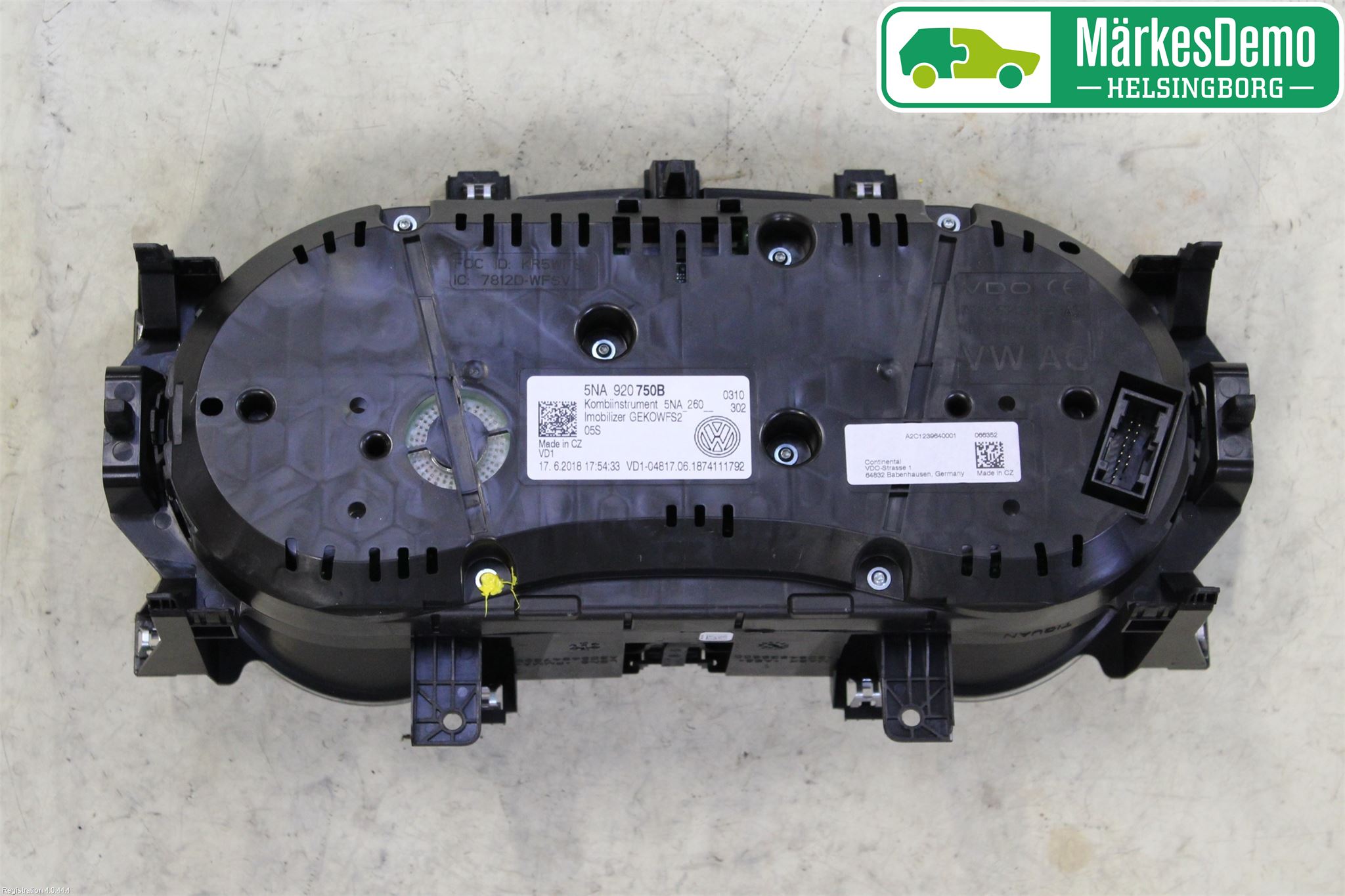 Volkswagen VW TIGUAN 16-24 Instrument Komb