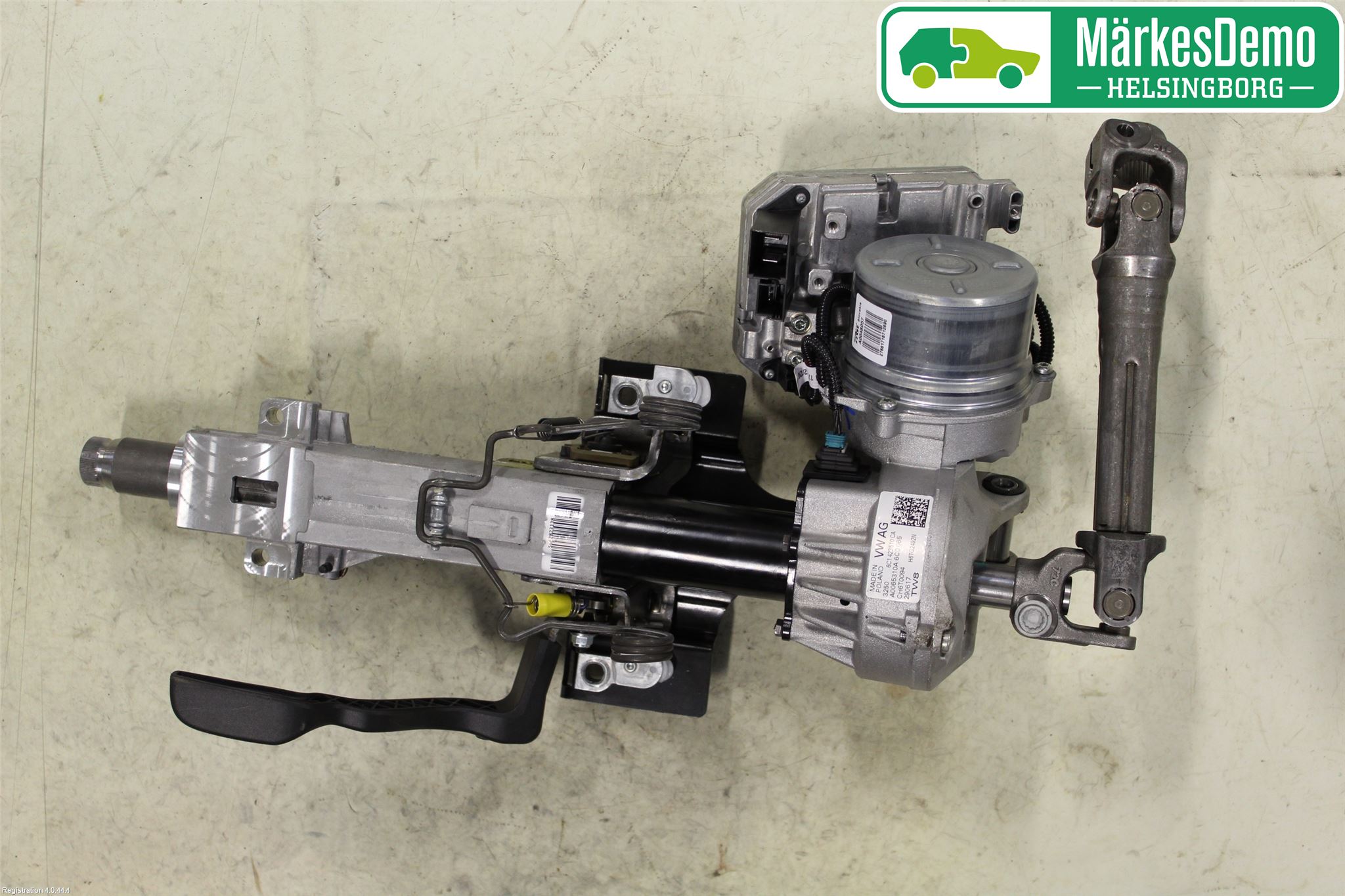 Skoda FABIA 15-21 Rattaxelagg Med Inb Servo