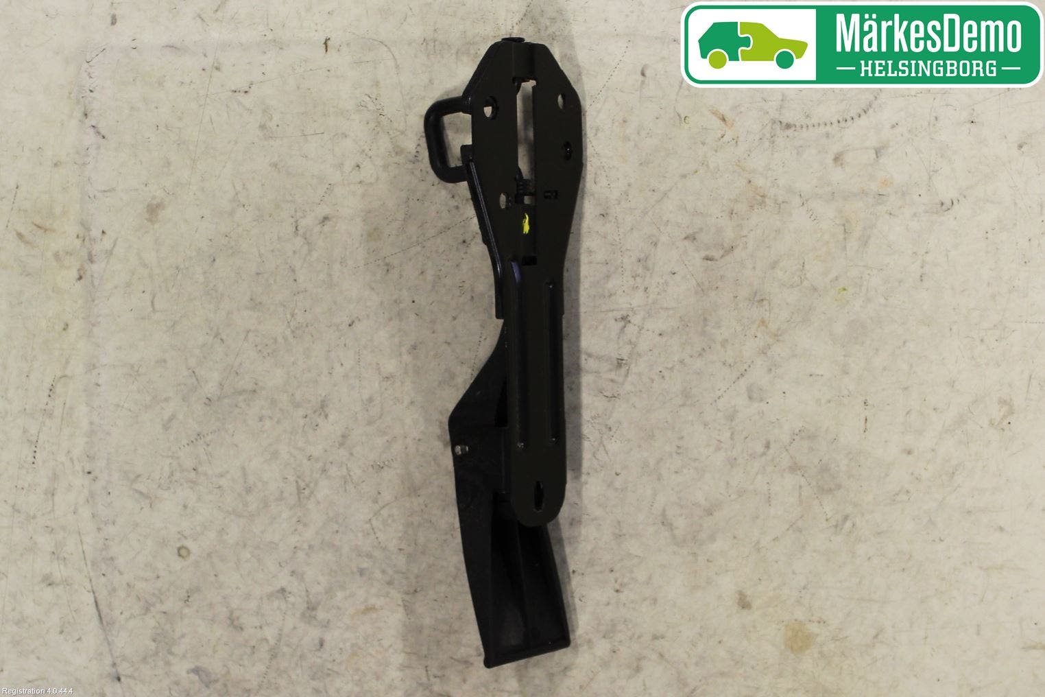 Audi A6/S6 4G 11-18 Huvlås