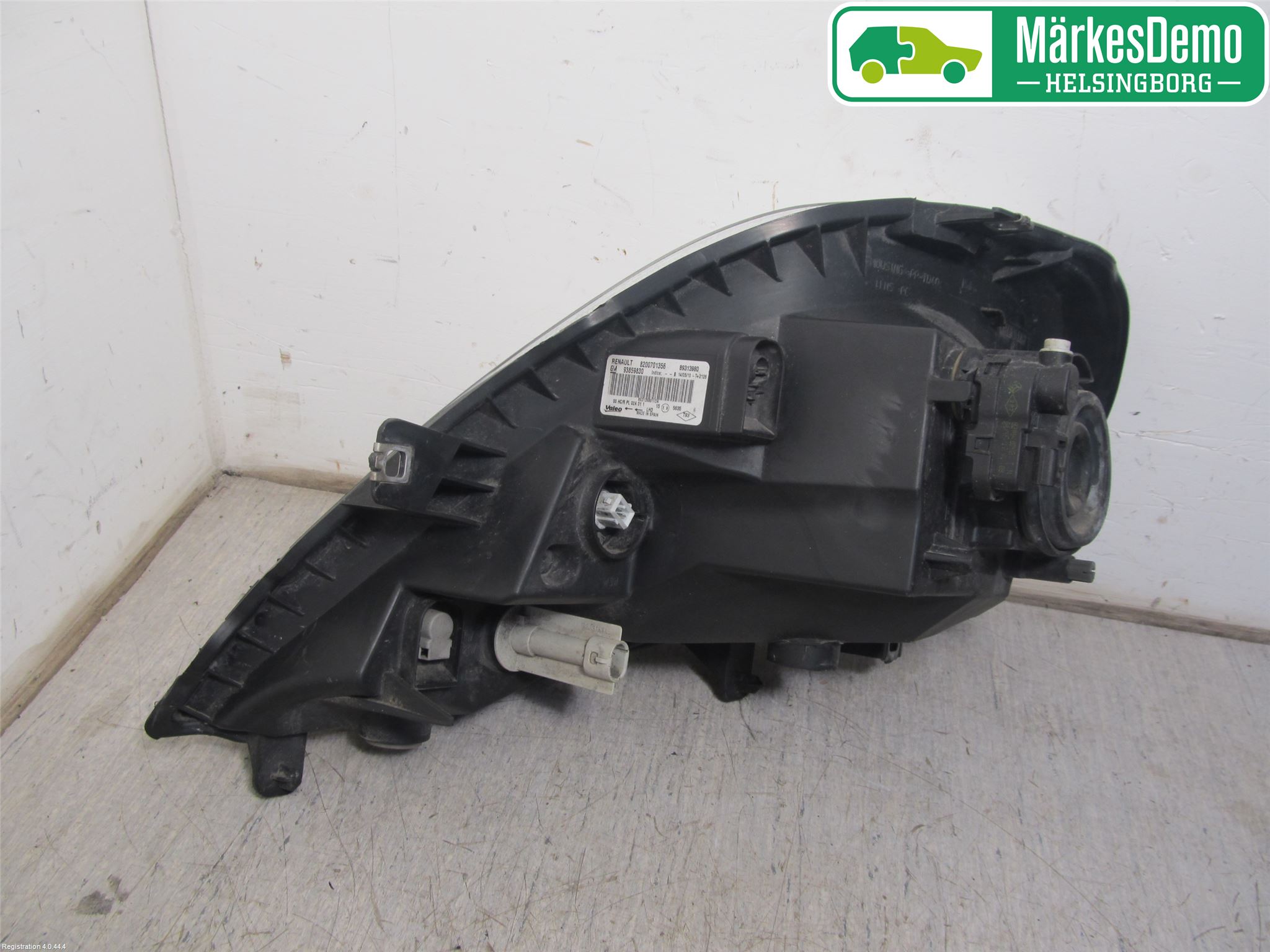 Renault TRAFIC   02-14 Strålkastare Höger