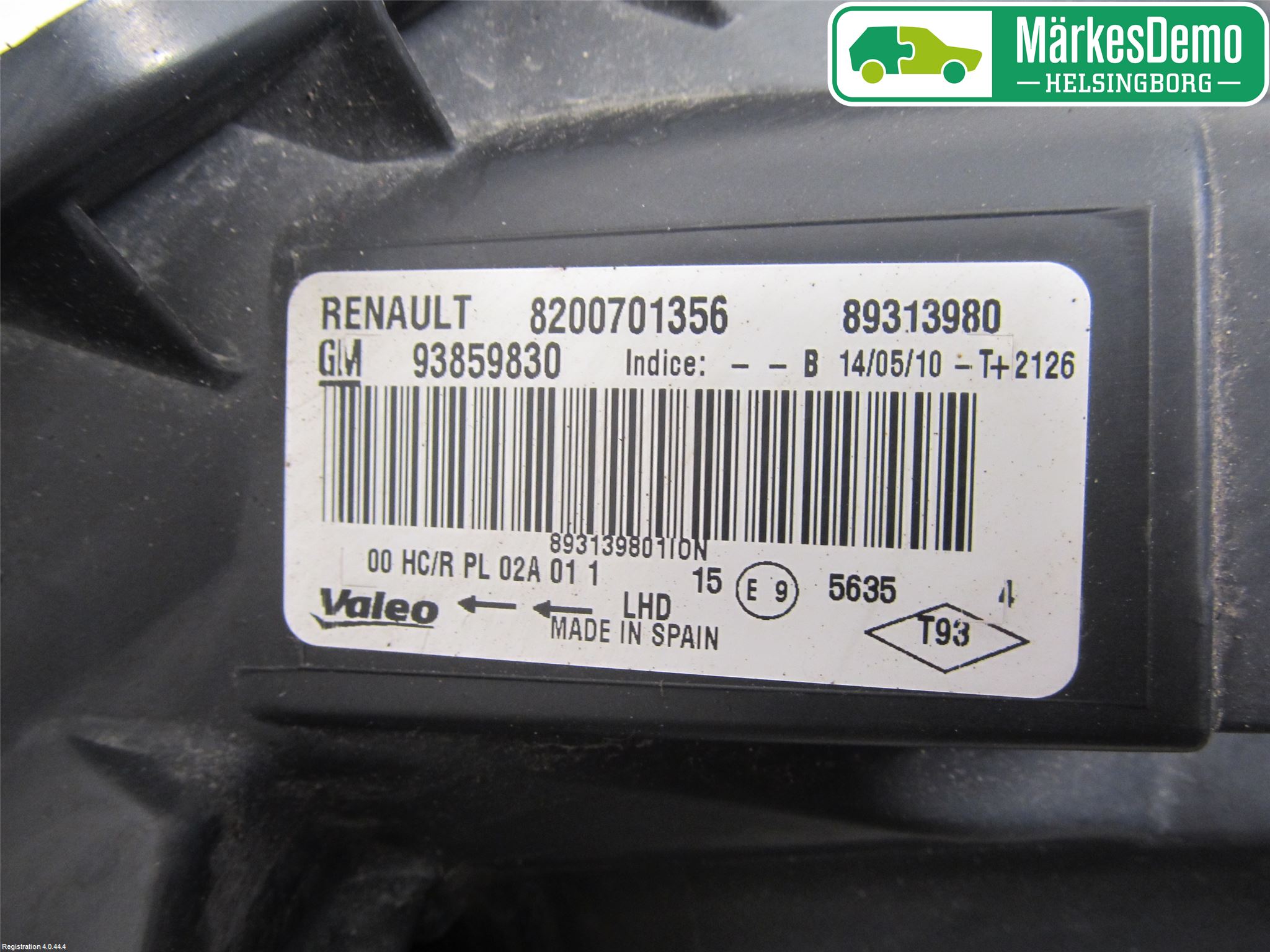 Renault TRAFIC   02-14 Strålkastare Höger