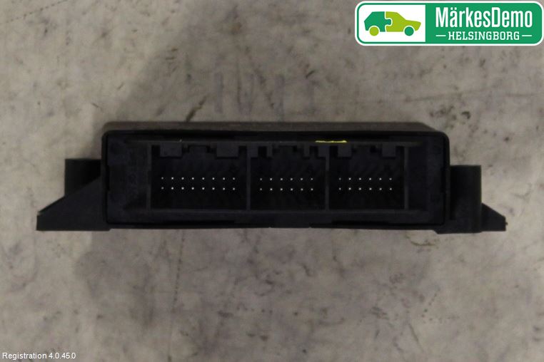 Volkswagen VW CADDY 11-15 Styrenhet Parkeringshjälp