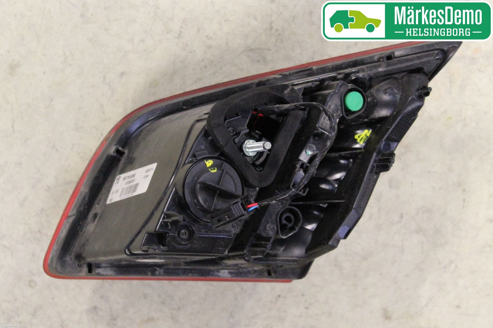 Peugeot 308 14-21 Bakljus Lucka Vä