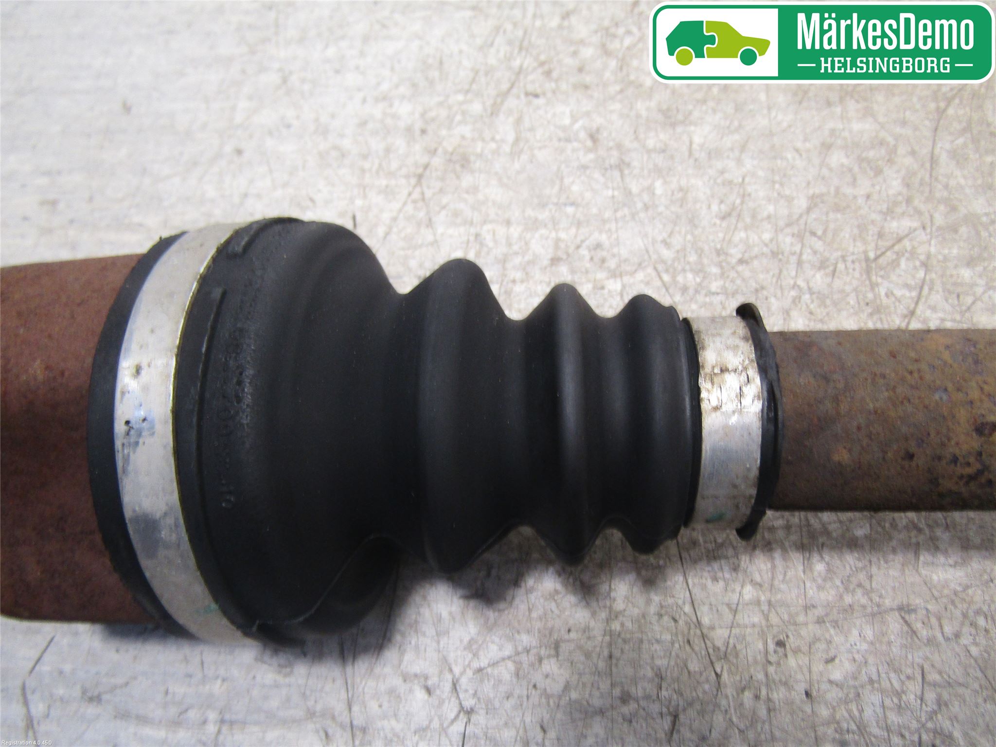 Peugeot 5008 10-16 Drivaxel Fram Vänster
