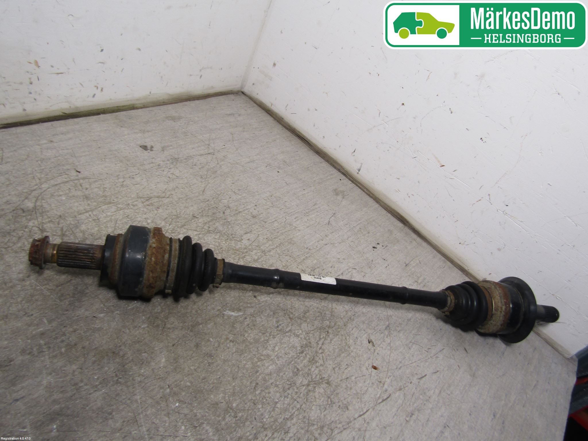 BMW 1 F20/F21 11-19 Drivaxel Bak Höger