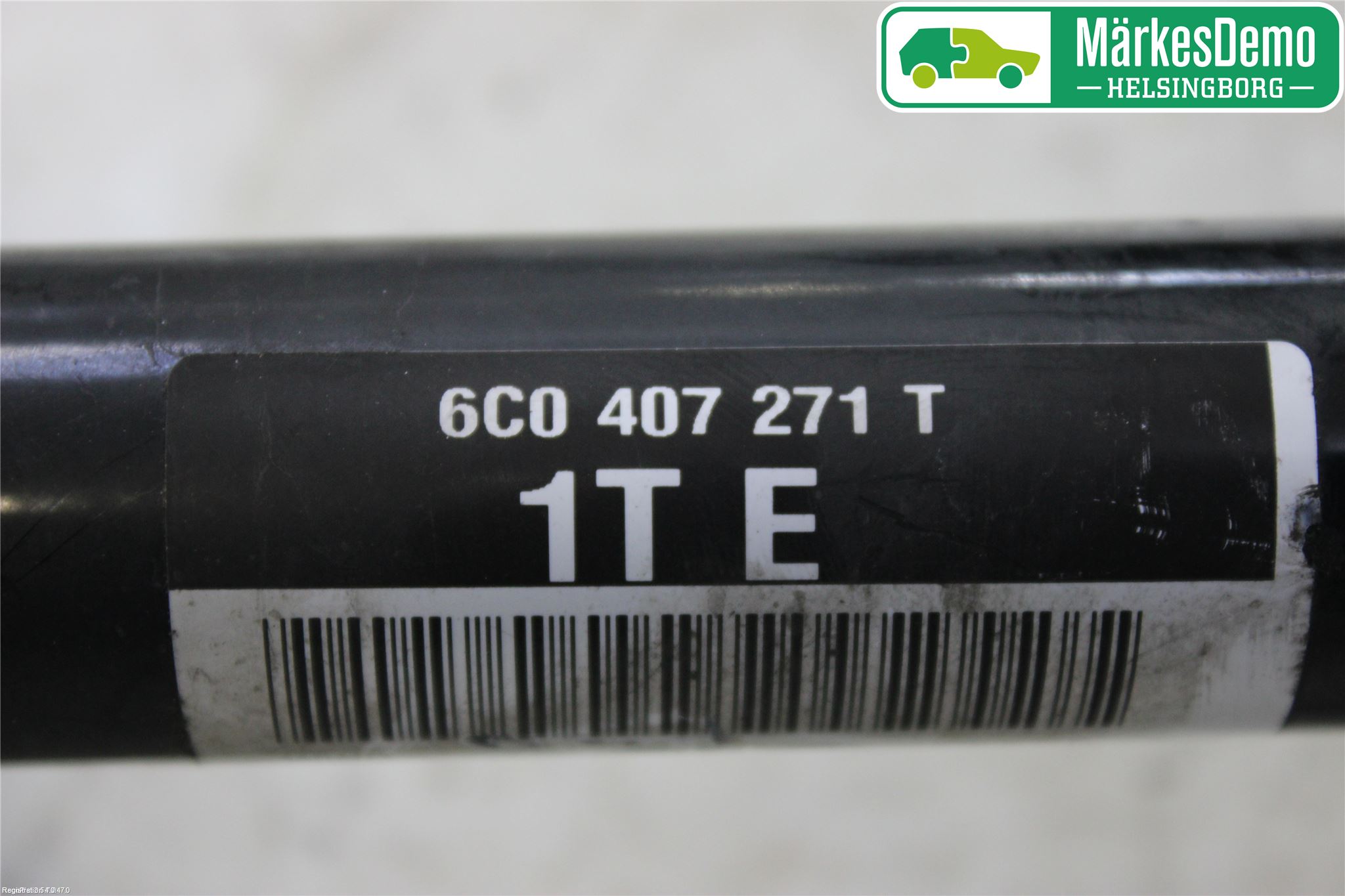 Audi A1/S1 11-18 Drivaxel Fram Vänster