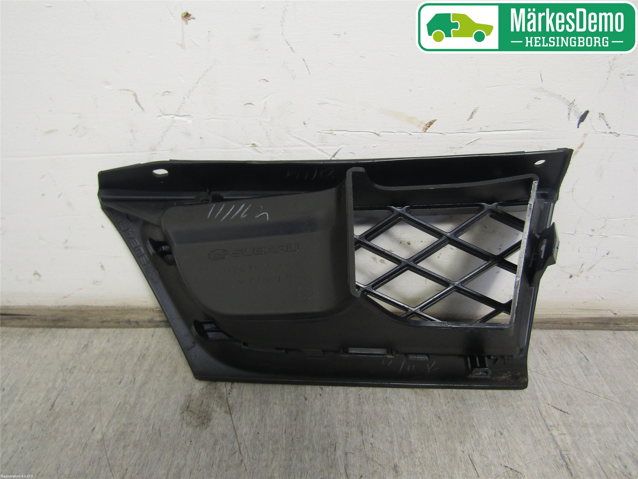 Subaru IMPREZA II  06-07 Grilldel Höger