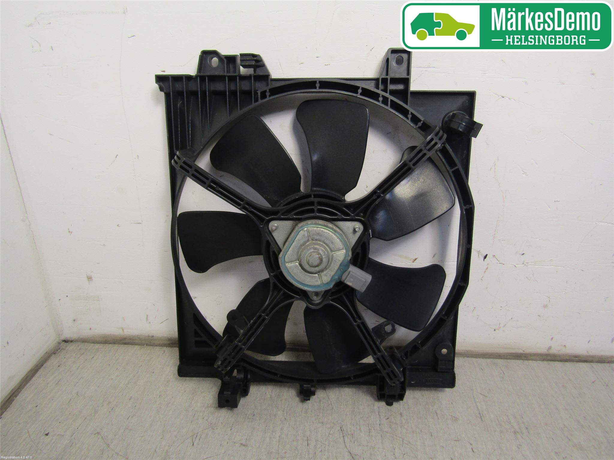 Subaru IMPREZA II  06-07 Kylfläkt El