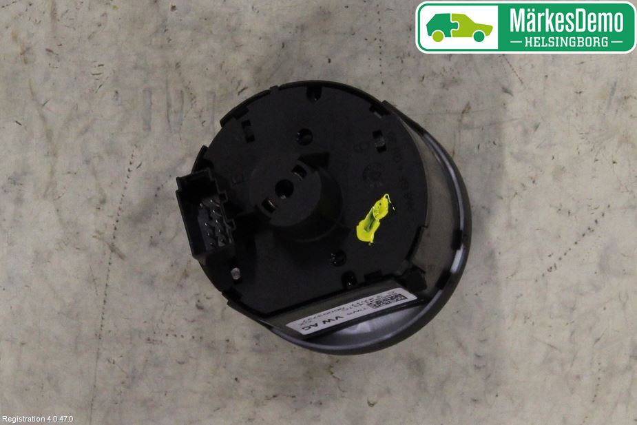 Skoda KODIAQ 17-24 Strömställare Ljus