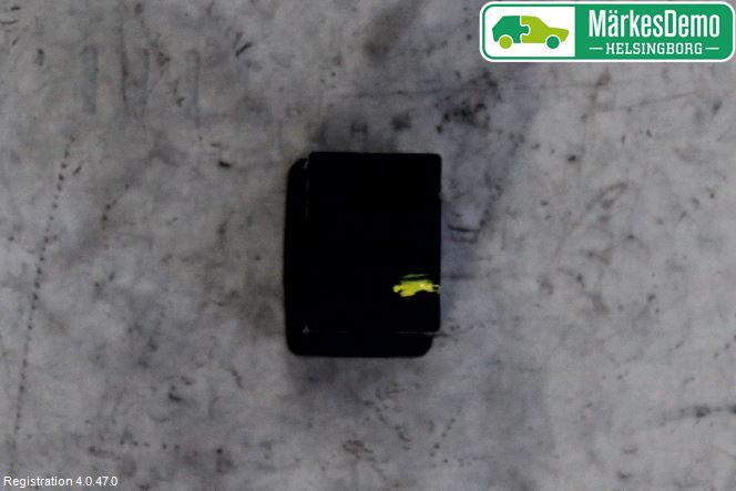 Nissan NAVARA, TREK-1 17-21 Strömställare Antisladd