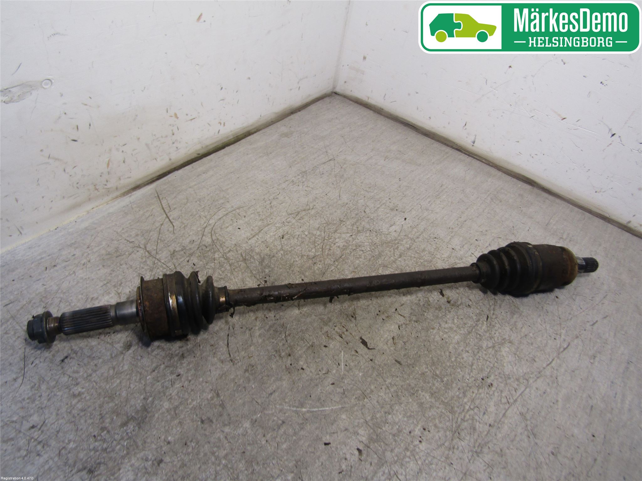 Subaru FORESTER SH  08-13 Drivaxel Bak Höger