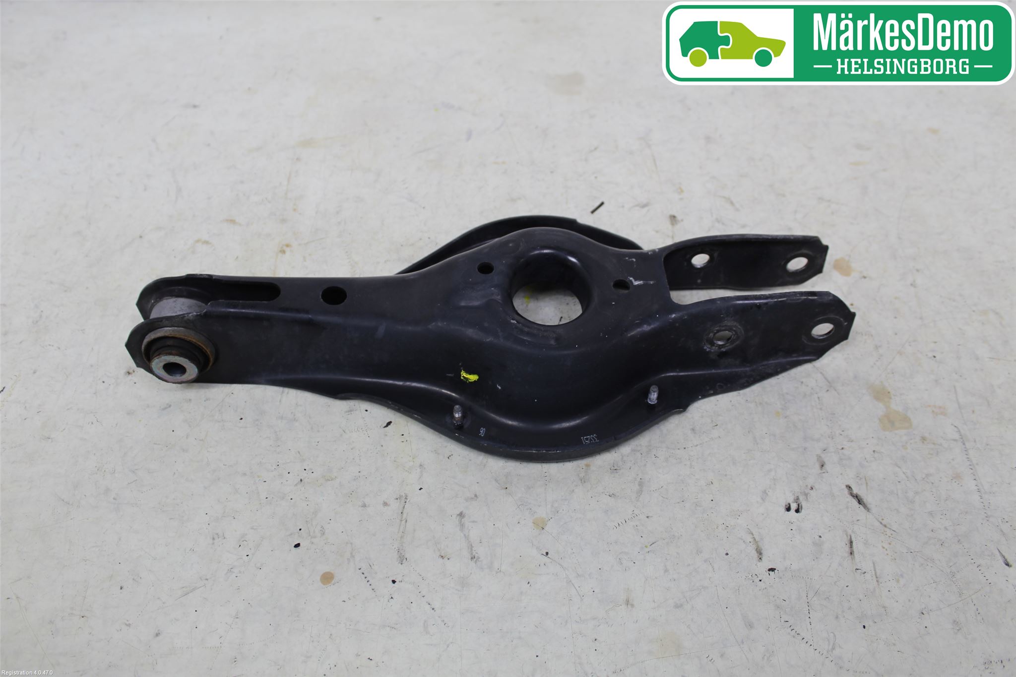 BMW 3 F30/F31/F80 12-19 Bärarm Bak Vänster