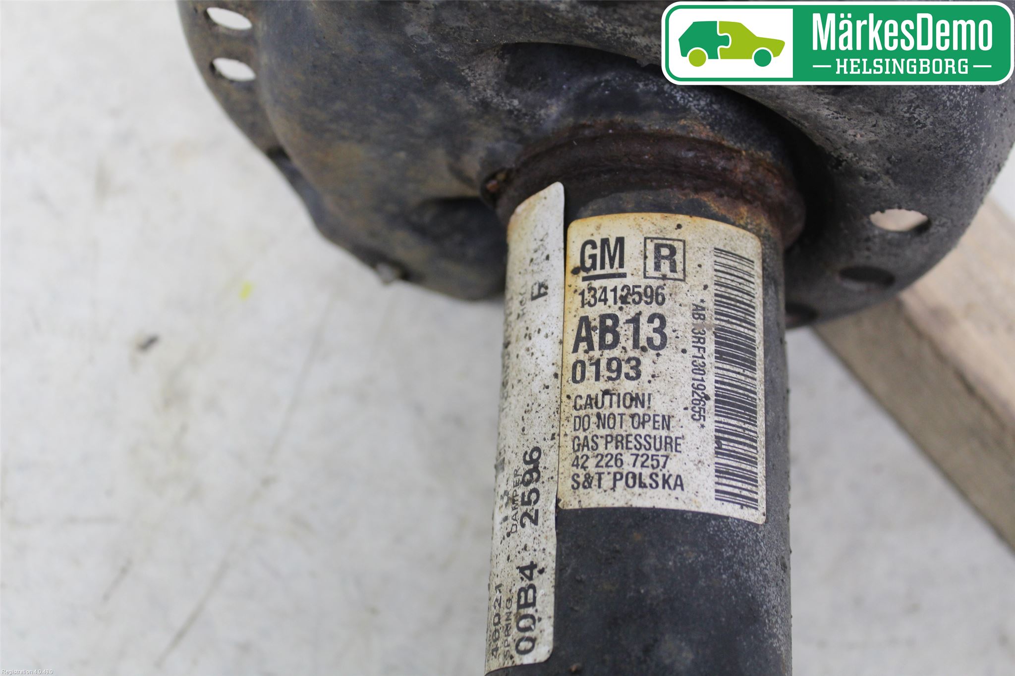 Opel ASTRA J 10-15 Fjäderben Fram Höger