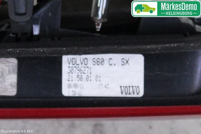 Volvo S60 11-13 Bakljus Lucka Vä