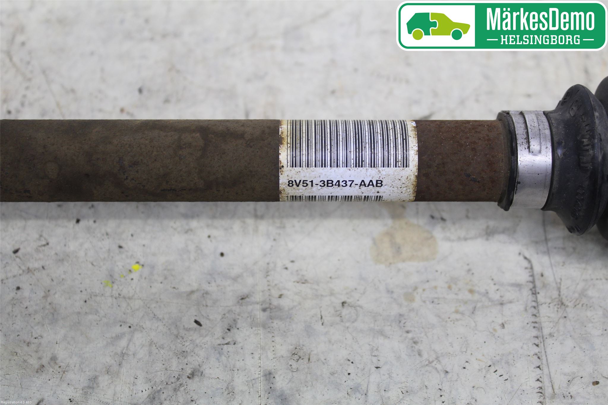 Ford FIESTA 13-17 Drivaxel Fram Vänster
