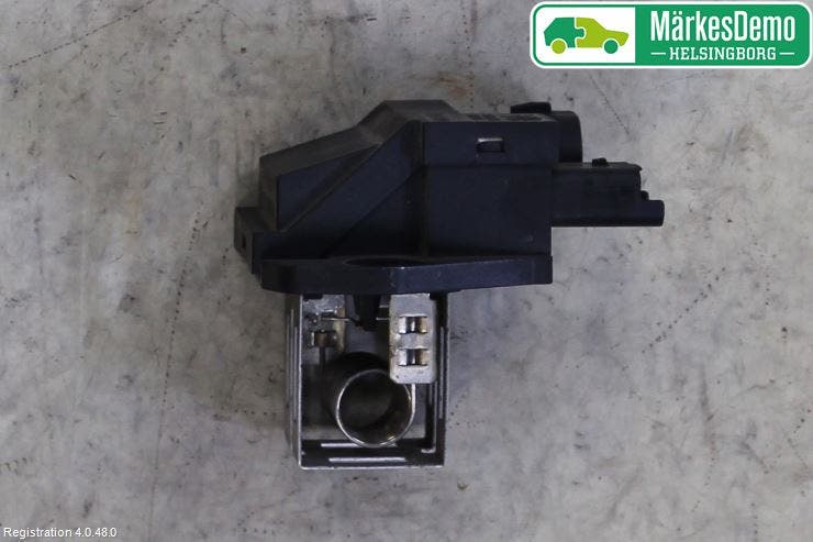 Peugeot PEUGOT 208 16-19 Relä Kylfläkt