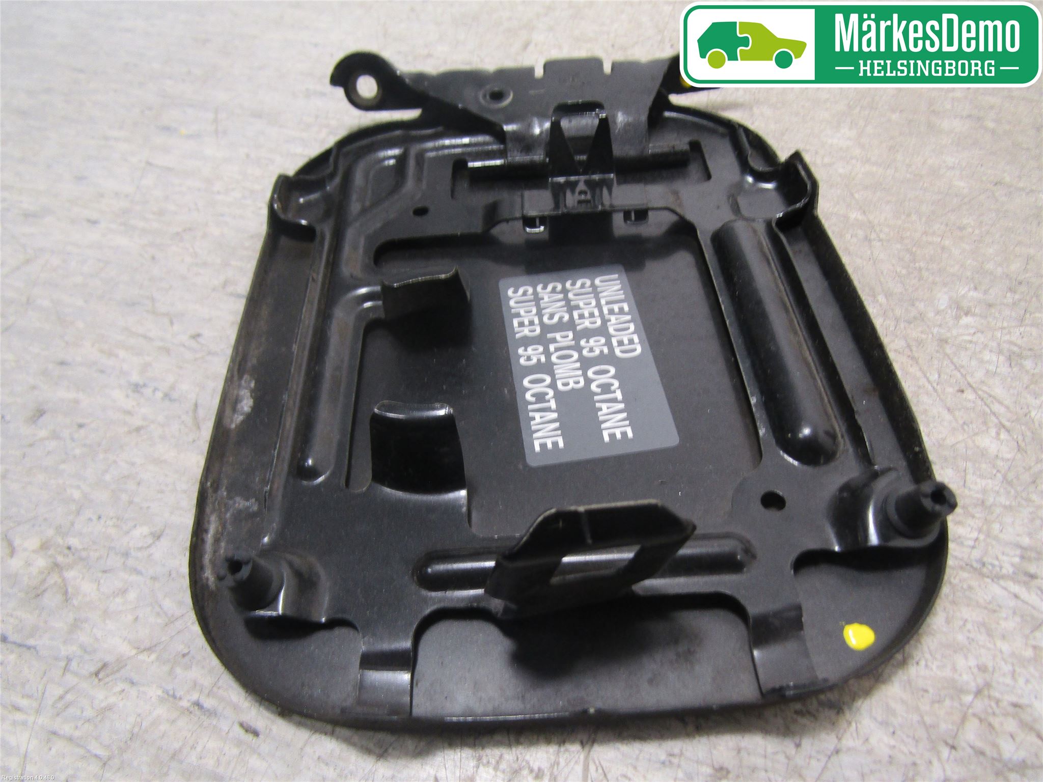 Nissan QASHQAI 14-17 Tanklucka